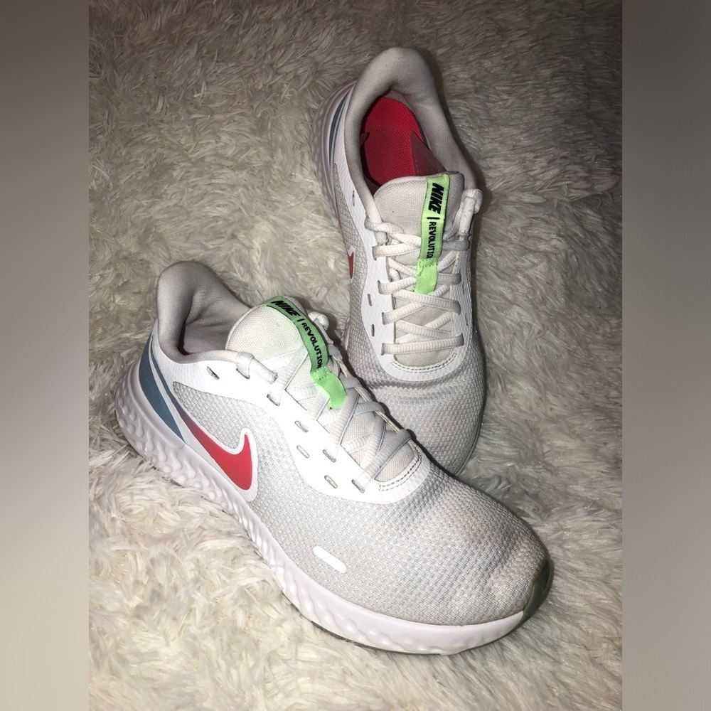 Nike White Sneakers with Red Pink and Blue Details size 8.5